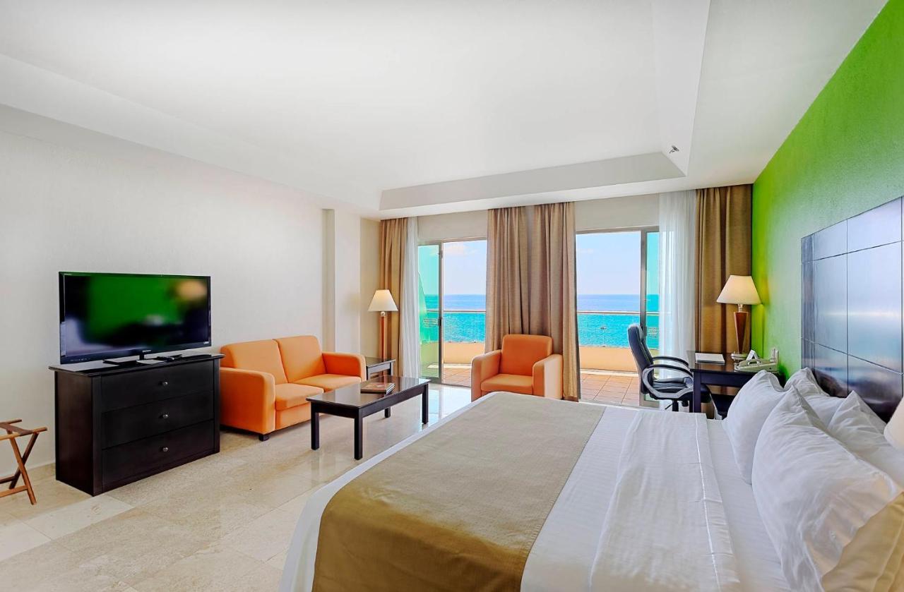Holiday Inn Campeche By Ihg Exterior foto